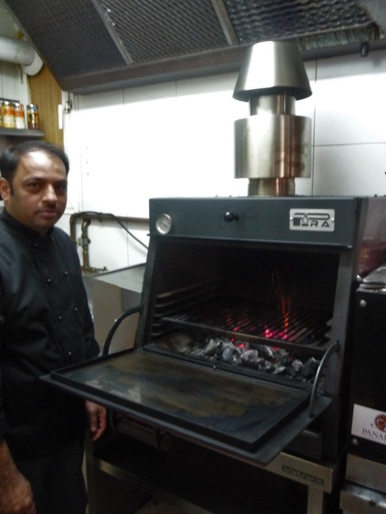 Horno brasa Pira 45 black - Tip Top burguer