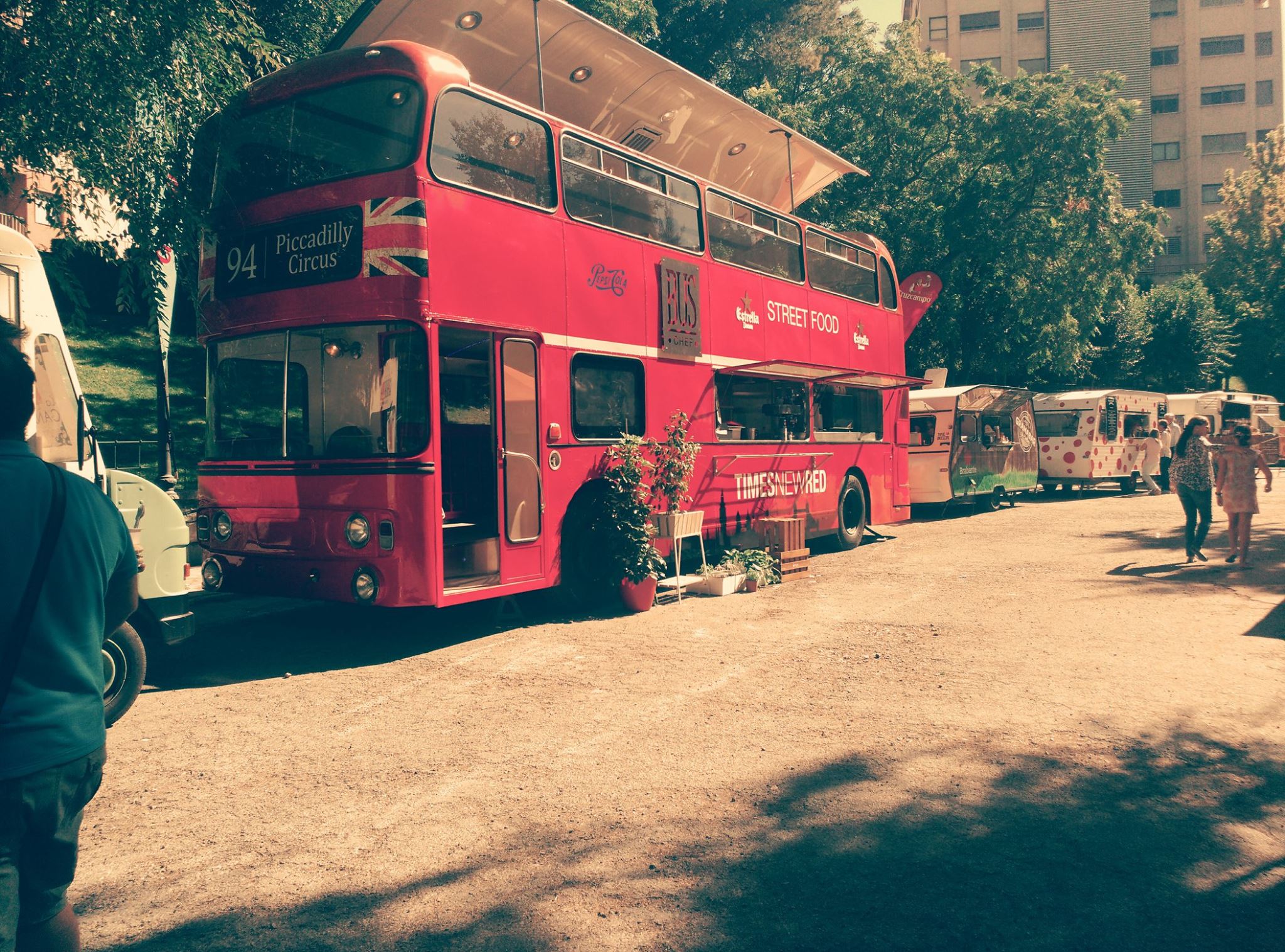 Bus Chef & Pira Charcoal Ovens